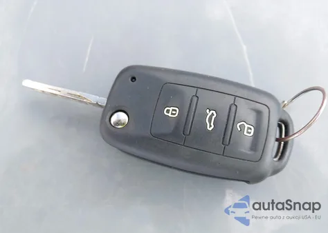 2018 Volkswagen Jetta 1.4T S из США, поврежденный, VIN 3VW2B7AJ5JM257525